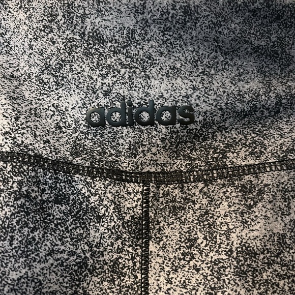 Adidas Aeroready graph leggings size small - Picture 3 of 6